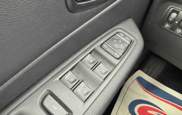 renault-captur-1-3-tce-150ch-fap-intens-edc - 157884686