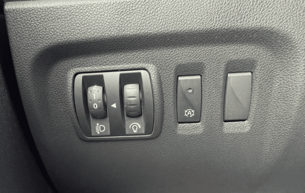 renault-captur-1-3-tce-150ch-fap-intens-edc - 157884686