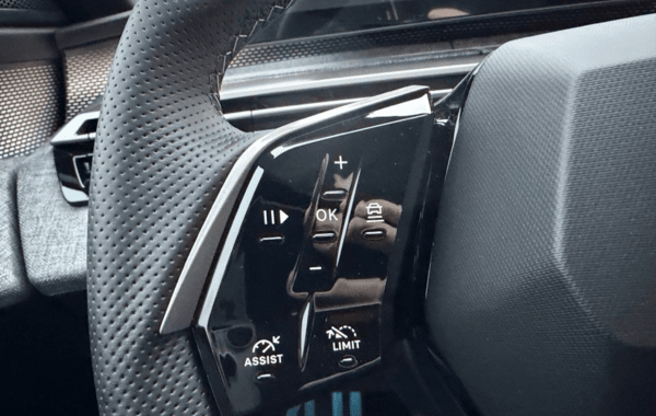 peugeot-3008-1-2-hybrid-145ch-gt-e-dcs6 - 157974686