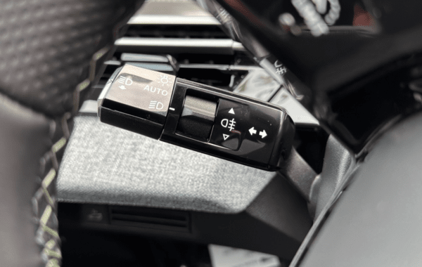 peugeot-3008-1-2-hybrid-145ch-gt-e-dcs6 - 157994686