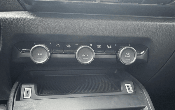 citroen-c4-1-5-bluehdi-130ch-s-s-plus-automatique - 158334686