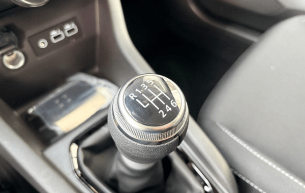 renault-clio-v-1-5-dci-100ch-evolution-25 - 158524686