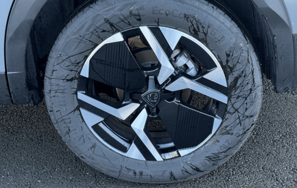 peugeot-2008-1-2-hybrid-145ch-allure-e-dcs6 - 158594686