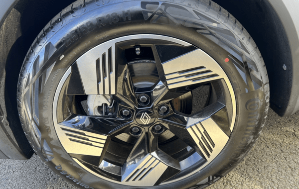 renault-symbioz-1-8-e-tech-full-hybrid-160ch-techno-26 - 158804686