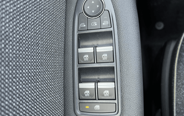 renault-symbioz-1-8-e-tech-full-hybrid-160ch-techno-26 - 158804686