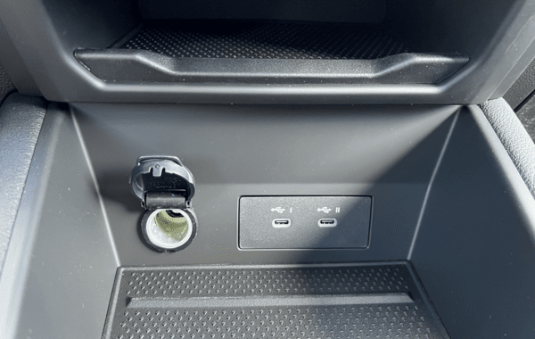 renault-symbioz-1-8-e-tech-full-hybrid-160ch-techno-26 - 158804686