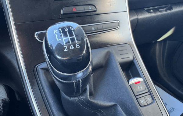 renault-scenic-iv-1-3-tce-140ch-fap-limited - 158934686