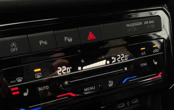 volkswagen-t-cross-1-0-tsi-116ch-r-line-dsg7 - 158984686