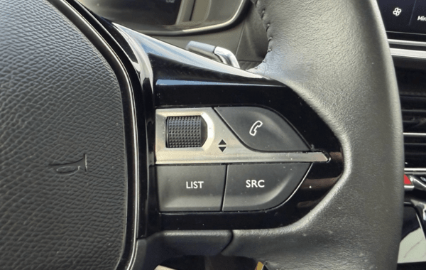 peugeot-2008-1-2-hybrid-145ch-allure-e-dcs6 - 159184686