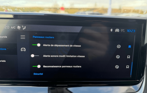 peugeot-2008-1-2-hybrid-145ch-allure-e-dcs6 - 159184686