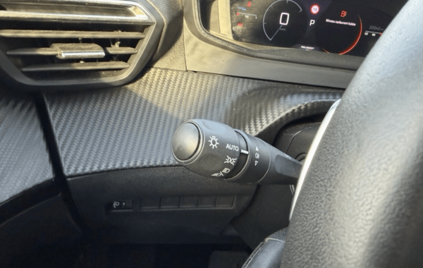 peugeot-2008-1-2-hybrid-145ch-allure-e-dcs6 - 159194686