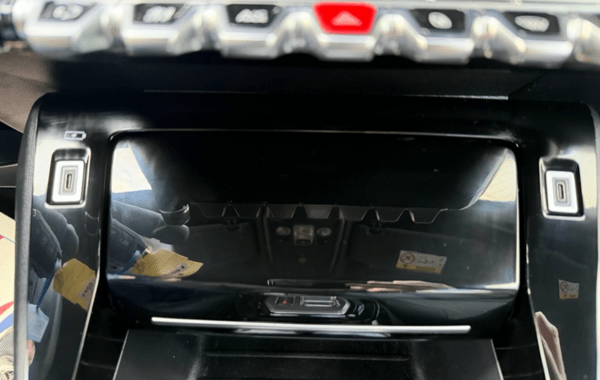 peugeot-2008-1-2-hybrid-145ch-allure-e-dcs6 - 159204686