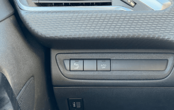 peugeot-208-1-5-bluehdi-100ch-e6-c-signature-bvm5-5p - 159264686