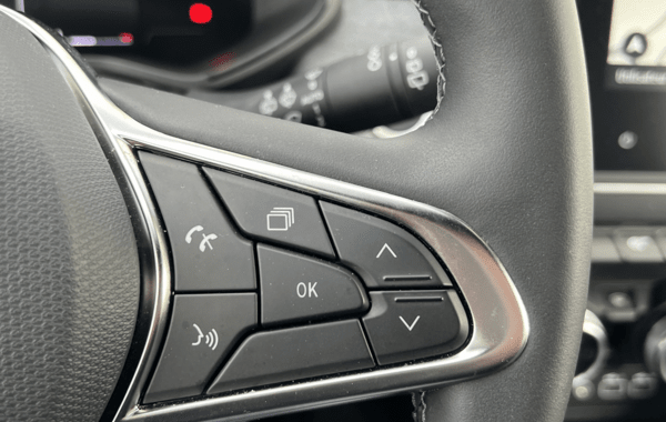 renault-clio-v-1-0-tce-90ch-techno-24 - 159494686