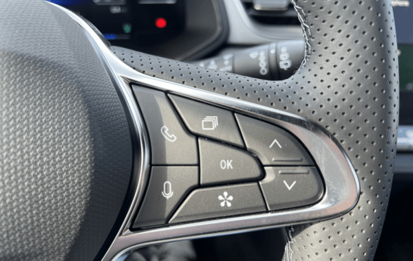 renault-captur-ii-1-8-e-tech-full-hybrid-160ch-techno-25 - 159874686