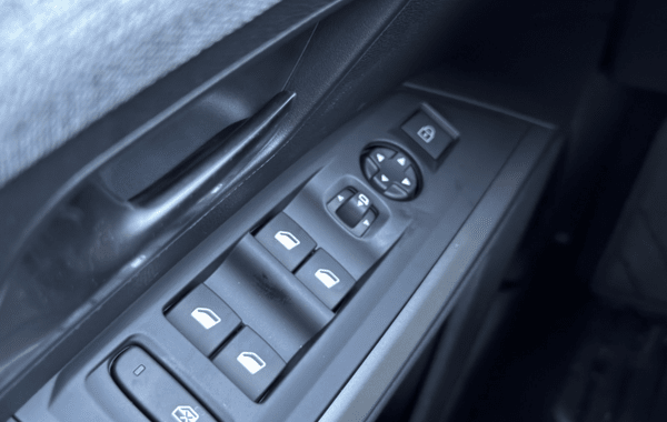 peugeot-3008-1-2-hybrid-145ch-allure-e-dcs6 - 159994686