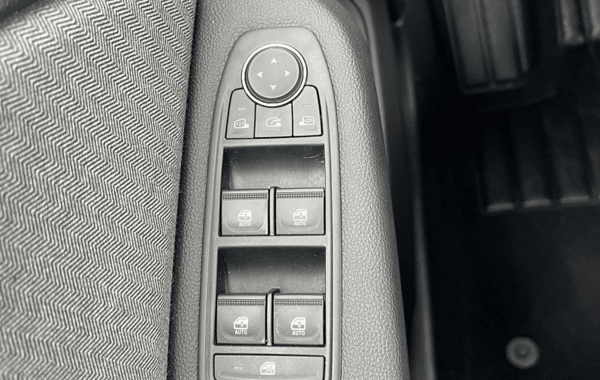 renault-clio-v-1-0-tce-90ch-techno-24 - 160084686