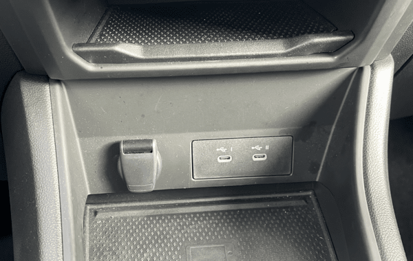 renault-captur-ii-1-0-tce-90ch-techno-25 - 160094686