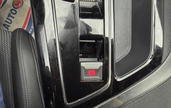 peugeot-3008-1-5-bluehdi-130ch-s-s-gt-eat8 - 160474686