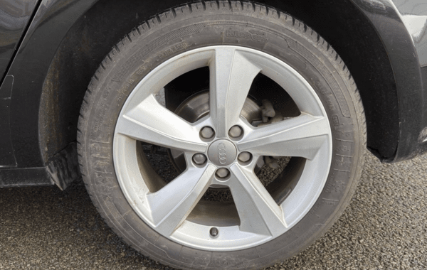 audi-a1-sportback-1-0-tfsi-95ch-ultra - 160764686