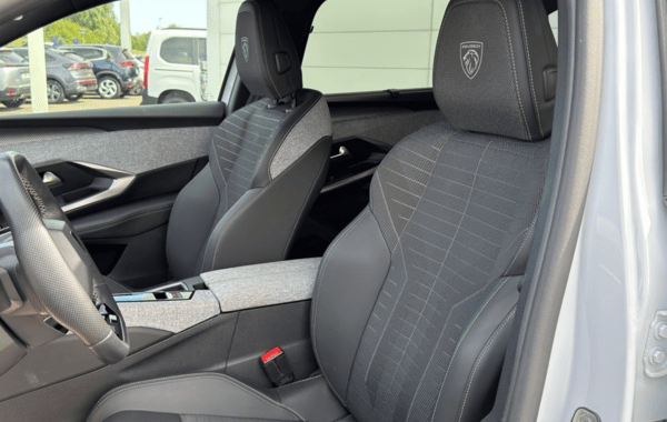 peugeot-5008-hybrid-145ch-gt-e-dcs6 - 160794686