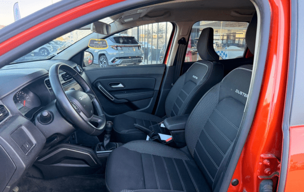 dacia-duster-1-5-blue-dci-115ch-journey-4x2 - 160874686