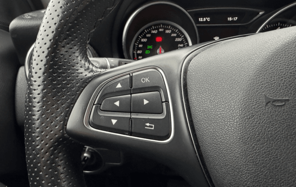 mercedes-gla-200-d-136ch-sensation-7g-dct-euro6c - 160884686