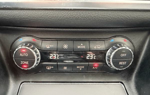 mercedes-gla-200-d-136ch-sensation-7g-dct-euro6c - 160884686