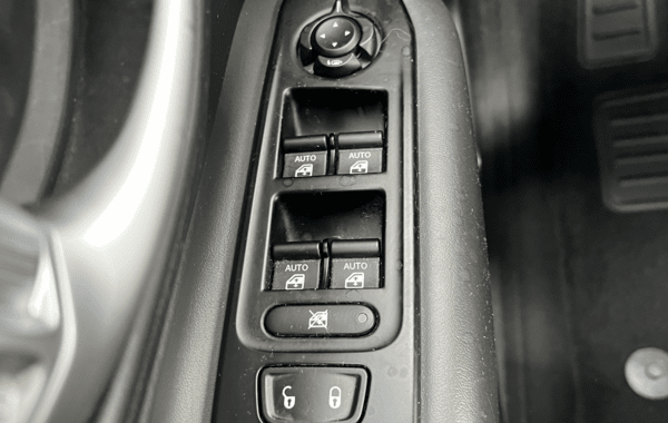 jeep-renegade-1-6-multijet-120ch-limited - 161374686