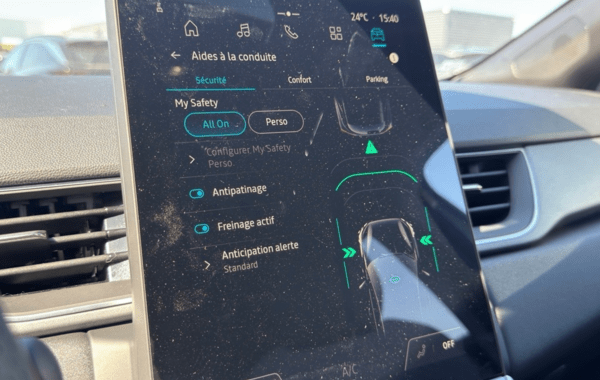 renault-captur-ii-1-8-e-tech-full-hybrid-160ch-techno-25 - 161434686