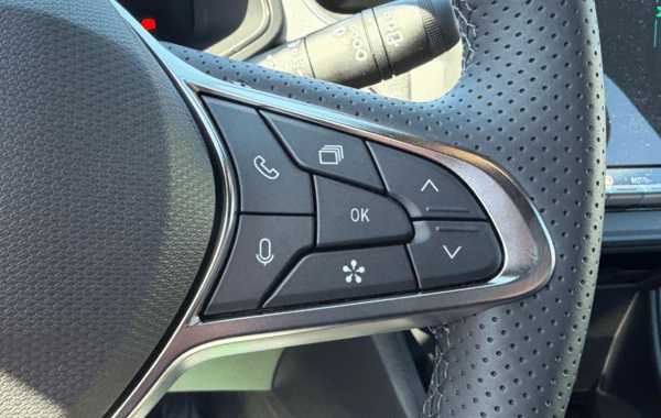 renault-captur-ii-1-8-e-tech-full-hybrid-160ch-techno-25 - 161434686