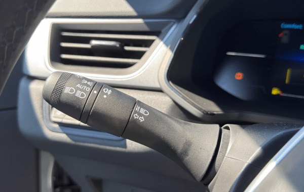 renault-captur-ii-1-8-e-tech-full-hybrid-160ch-techno-25 - 161434686