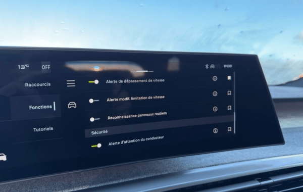 peugeot-5008-hybrid-145ch-gt-e-dcs6 - 161544686