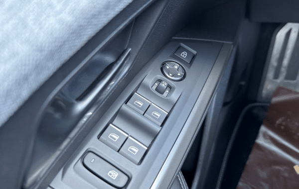 peugeot-5008-hybrid-145ch-gt-e-dcs6 - 161544686