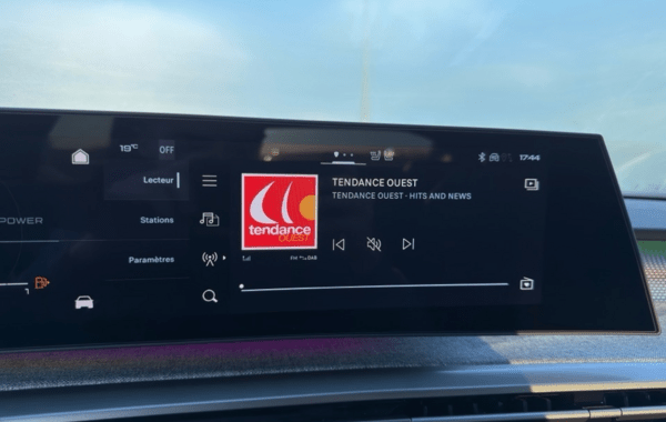 peugeot-3008-1-2-hybrid-145ch-gt-e-dcs6 - 161584686