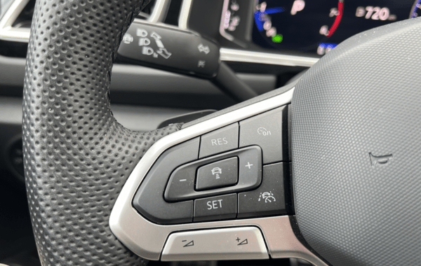 volkswagen-t-roc-1-5-tsi-evo2-150ch-r-line-dsg7 - 161944686