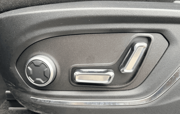 lynk-co-01-1-5-phev-261ch-dcth-7 - 161974686