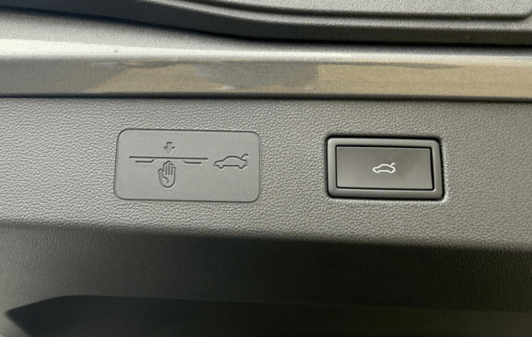 volkswagen-t-roc-1-5-etsi-150ch-r-line-dsg7 - 162084686