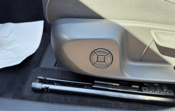 volkswagen-t-roc-1-5-etsi-150ch-r-line-dsg7 - 162094686