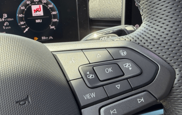 volkswagen-t-roc-1-5-etsi-150ch-r-line-dsg7 - 162094686