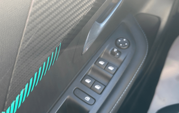 peugeot-208-1-2-puretech-75ch-s-s-style - 162174686