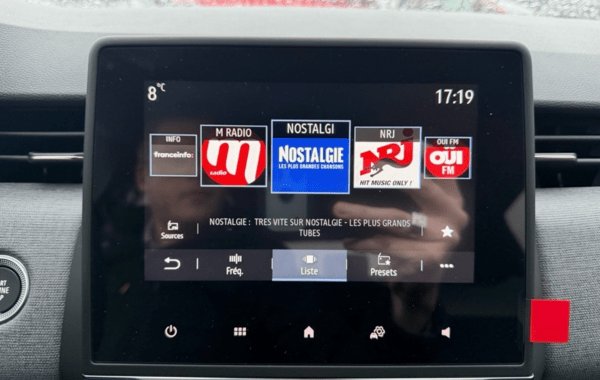 renault-clio-v-1-5-dci-100ch-evolution-25 - 162404686