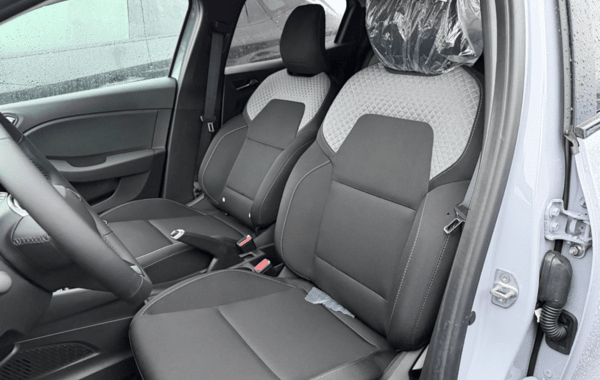 renault-clio-v-1-5-dci-100ch-evolution-25 - 162404686