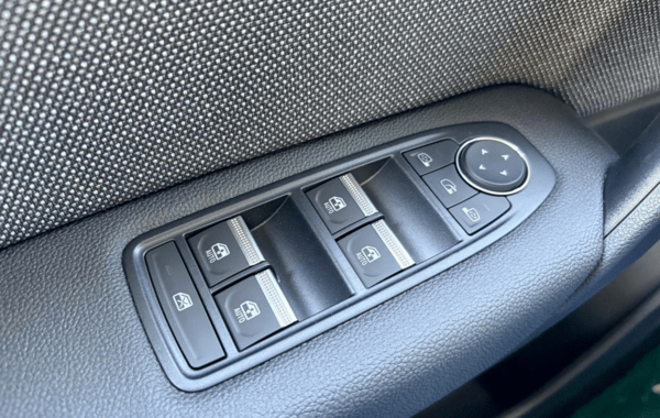 renault-symbioz-1-8-e-tech-full-hybrid-160ch-techno-25 - 162674686