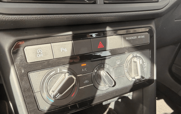 volkswagen-t-cross-1-6-tdi-95ch-lounge-business-dsg7 - 162804686