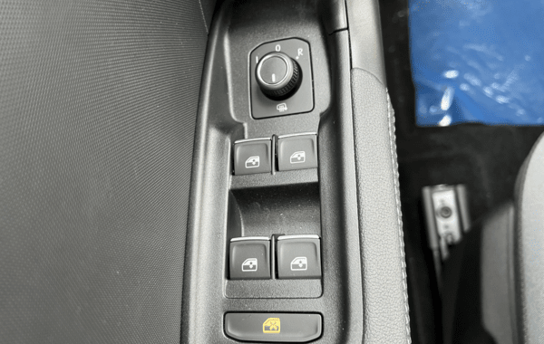 audi-a1-sportback-30-tfsi-116ch-s-line-s-tronic-7 - 162944686