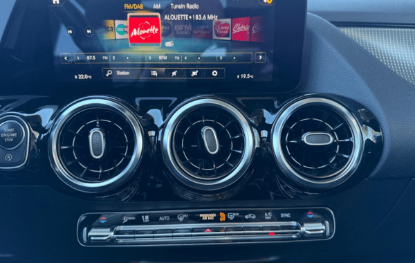 mercedes-gla-200-d-150ch-business-line-8g-dct - 163054686