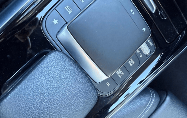 mercedes-gla-200-d-150ch-business-line-8g-dct - 163054686