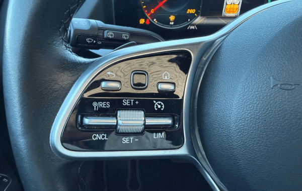 mercedes-gla-200-d-150ch-business-line-8g-dct - 163054686