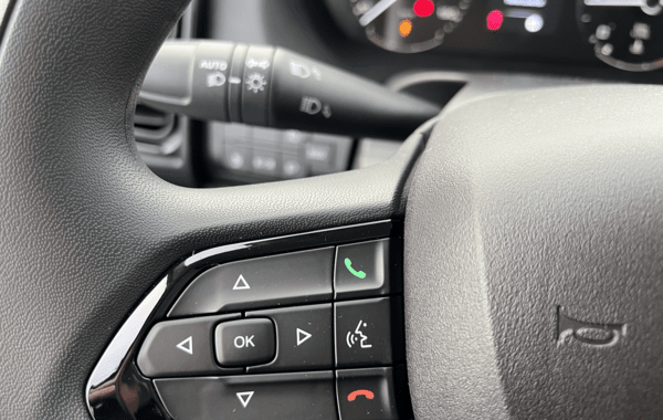 peugeot-boxer-fg-l2h1-3-3-140ch-s-s - 163074686